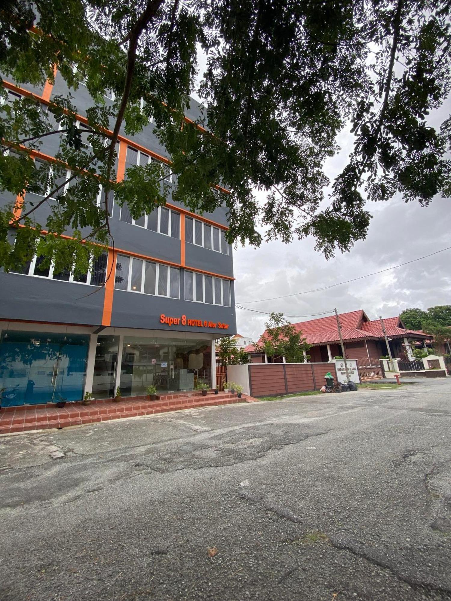 Super 8 Hotel Alor Setar Buitenkant foto